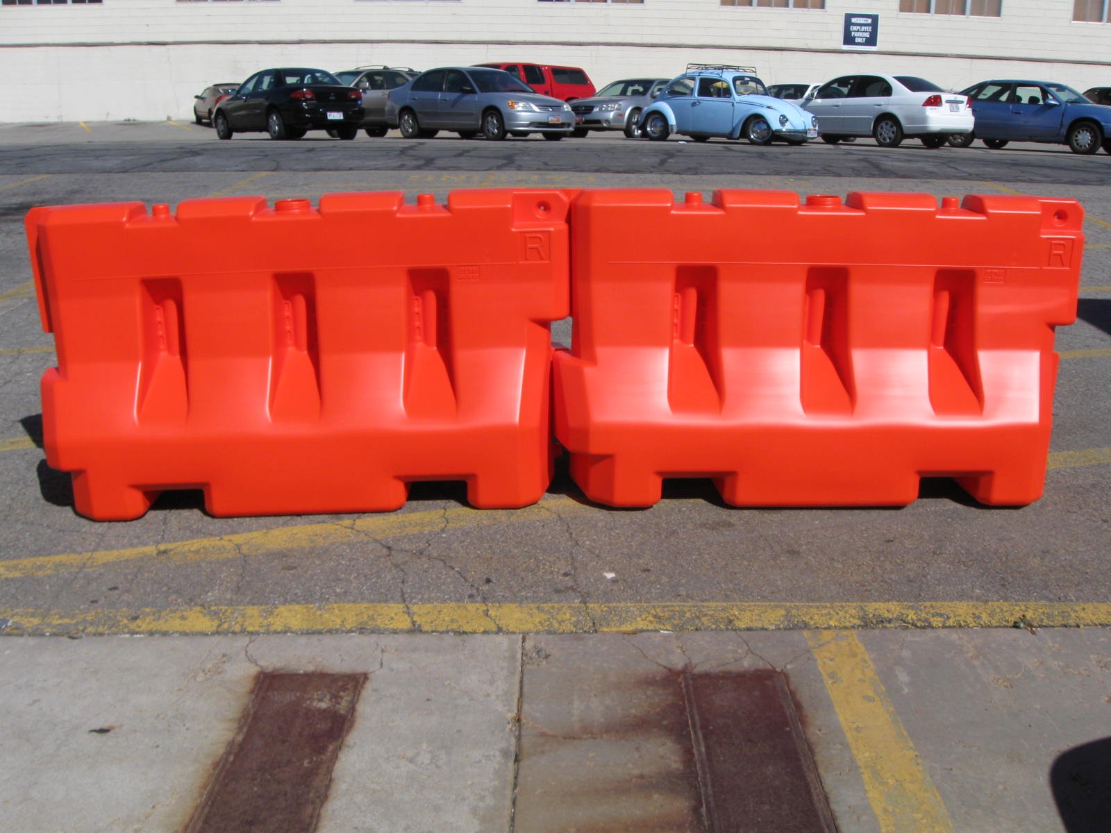 The Difference Between Mini and Full-Size Jersey Barriers