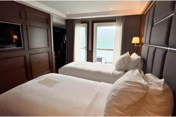 Cruise Like Royalty: Michelin-Star Dining & Hidden Gemson Ambassador Signature Cruise Michelin-Star Dining