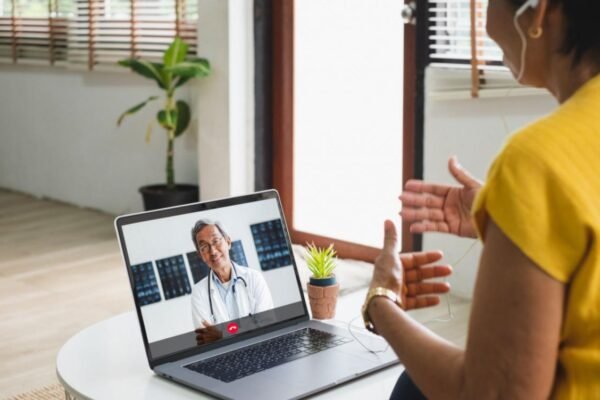 Understanding Outpatient Mental Health Treatment in the Digital Era